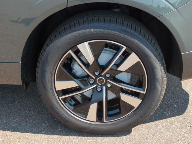 new 2026 Volvo XC60 car, priced at $54,200