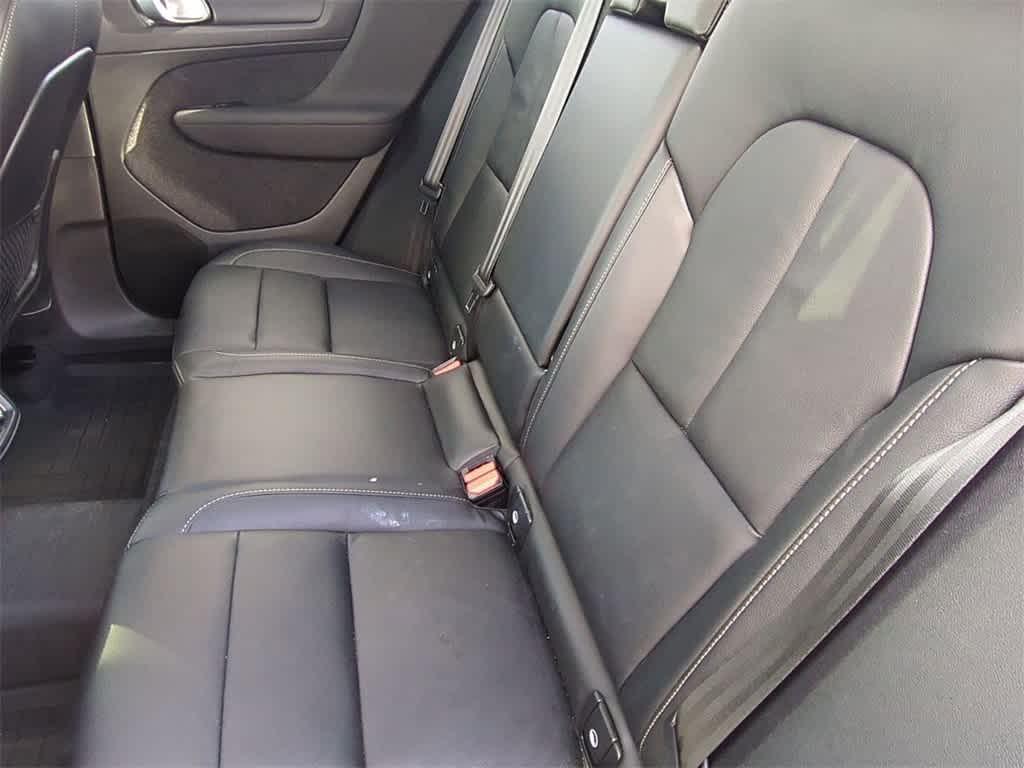 used 2023 Volvo XC40 car
