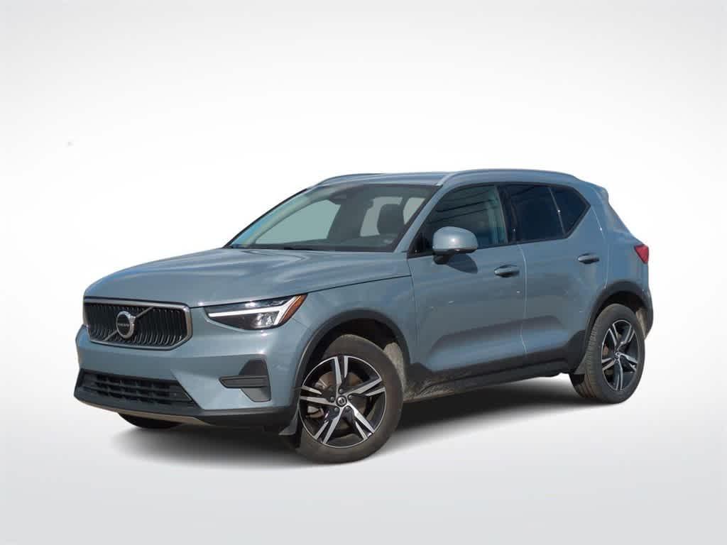 used 2023 Volvo XC40 car