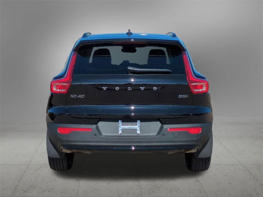 new 2026 Volvo XC40 car, priced at $50,150