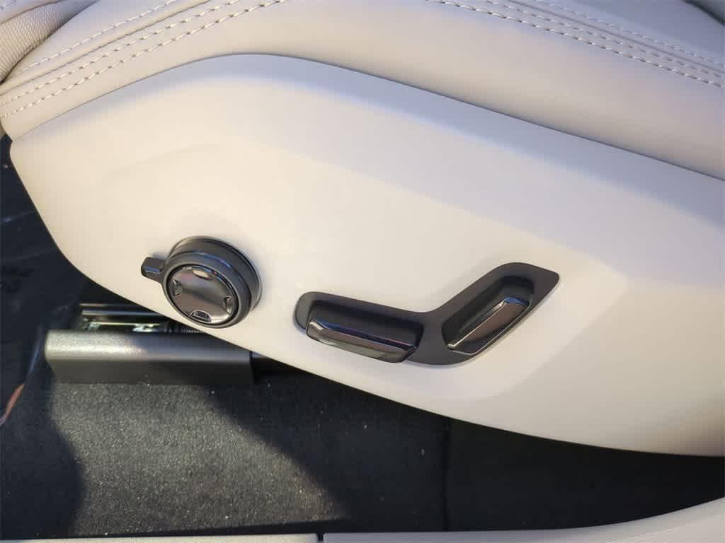 new 2026 Volvo XC60 car, priced at $61,611