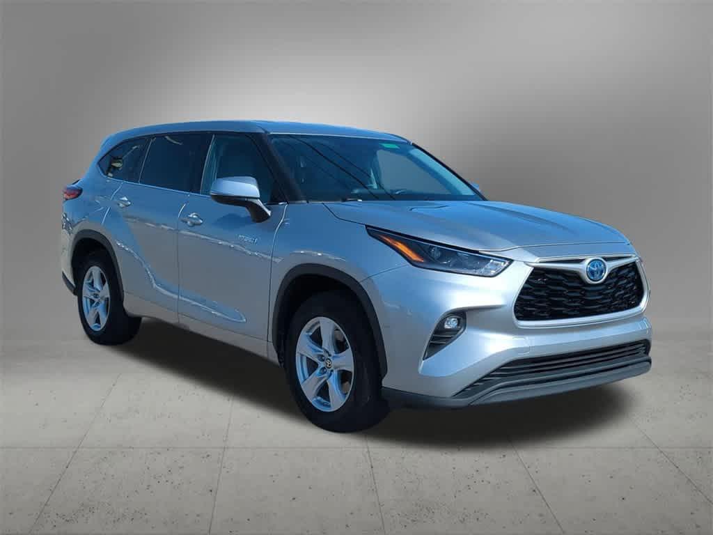 used 2021 Toyota Highlander Hybrid car, priced at $27,777