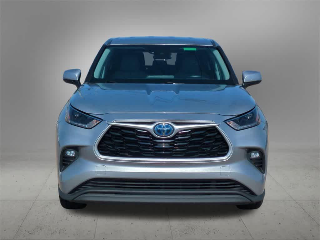 used 2021 Toyota Highlander Hybrid car, priced at $27,777