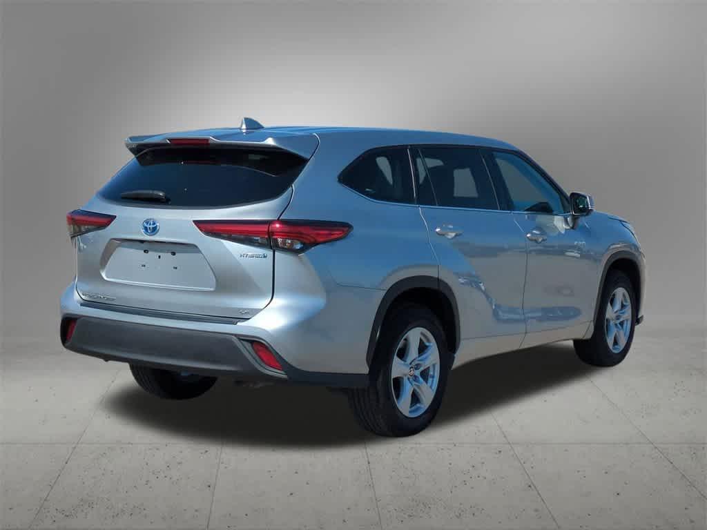 used 2021 Toyota Highlander Hybrid car, priced at $27,777