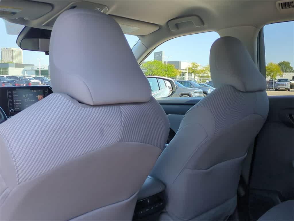 used 2021 Toyota Highlander Hybrid car, priced at $27,777