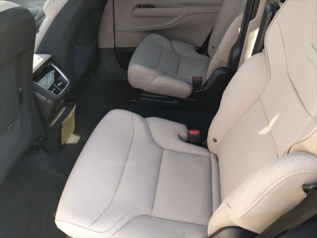 new 2025 Volvo EX90 car, priced at $92,790