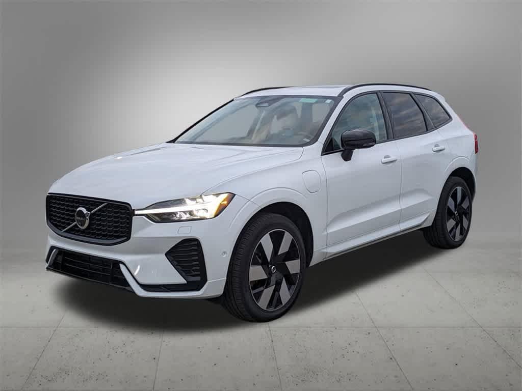 used 2024 Volvo XC60 Recharge Plug-In Hybrid car, priced at $41,077