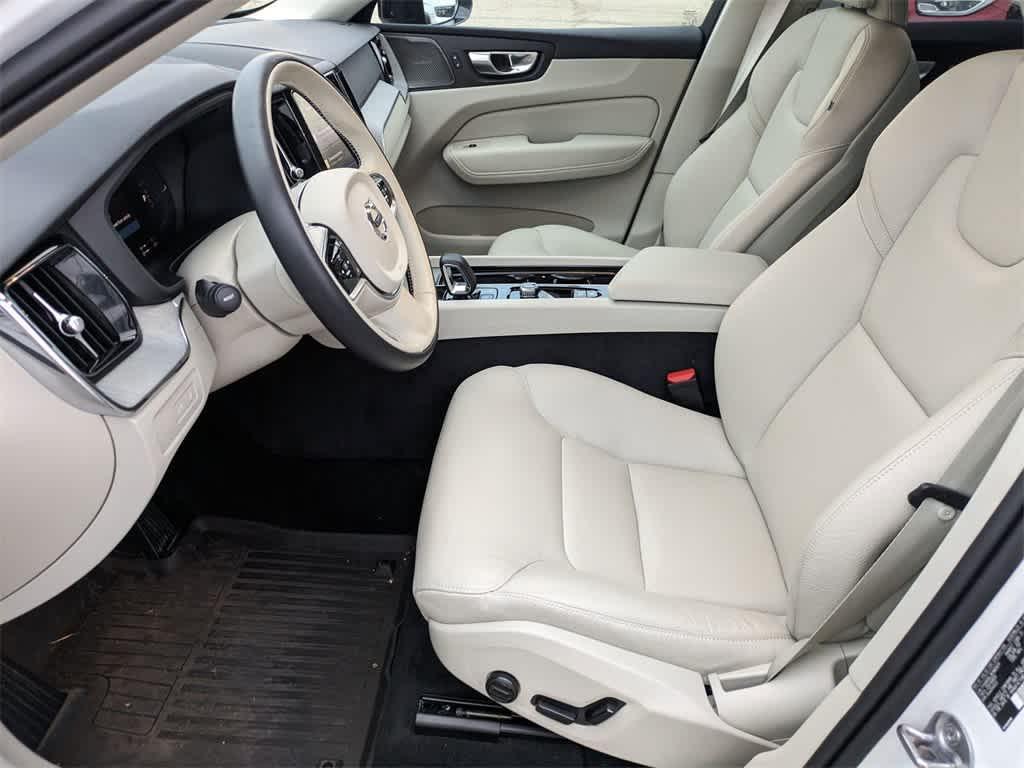 used 2024 Volvo XC60 Recharge Plug-In Hybrid car, priced at $41,077