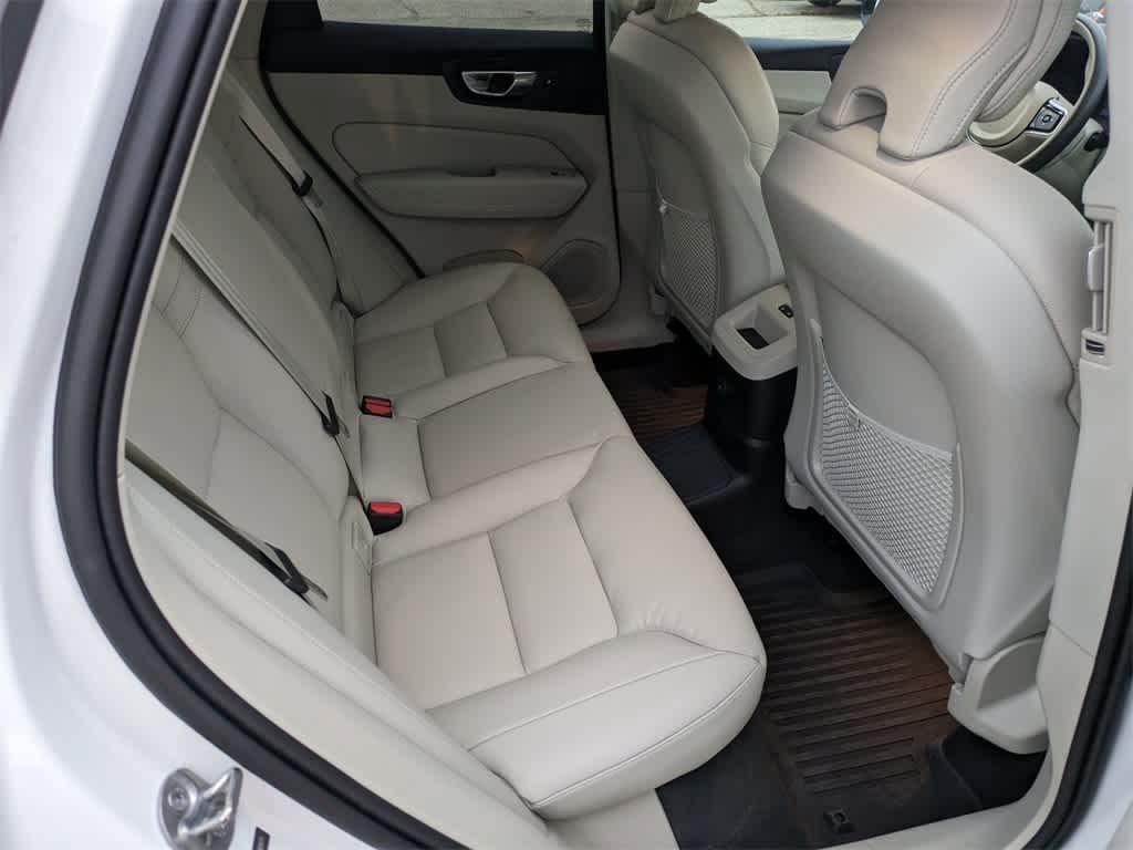 used 2024 Volvo XC60 Recharge Plug-In Hybrid car, priced at $41,077