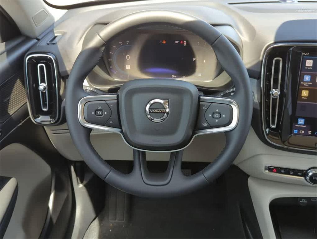 new 2025 Volvo XC40 car, priced at $52,235
