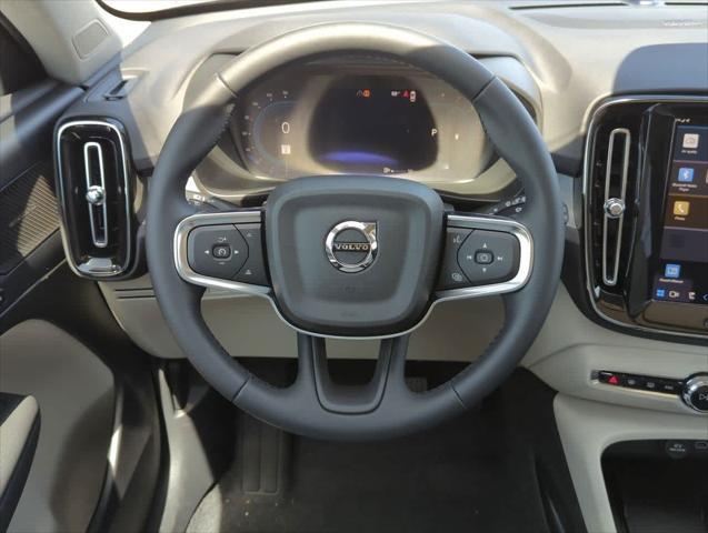 new 2025 Volvo XC40 car, priced at $52,235