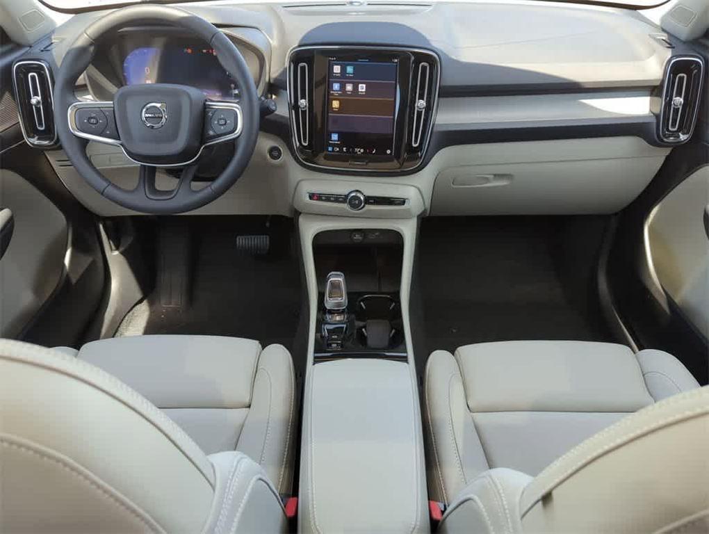 new 2025 Volvo XC40 car, priced at $52,235
