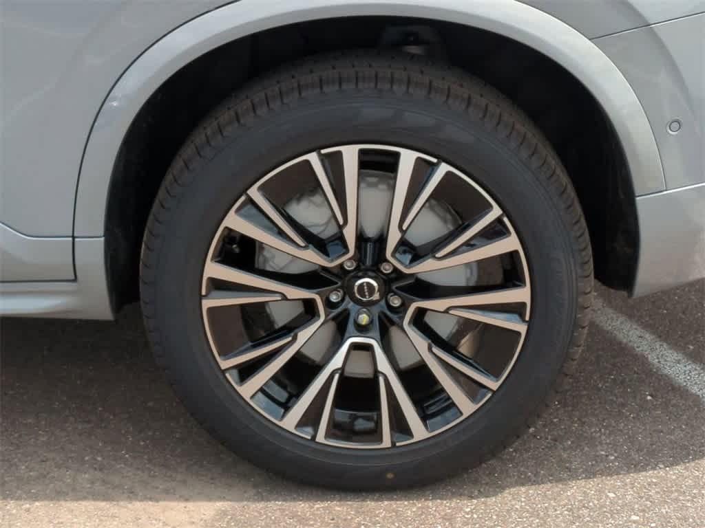used 2025 Volvo XC90 Plug-In Hybrid car, priced at $71,000