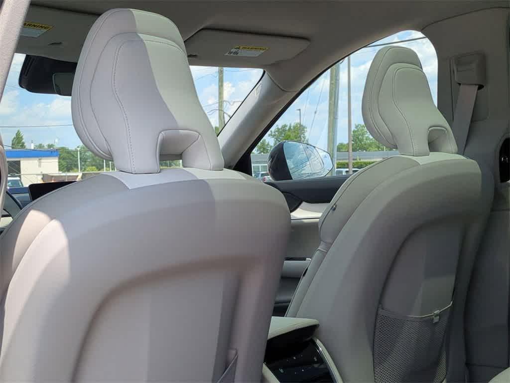 new 2025 Volvo EX90 car, priced at $88,240