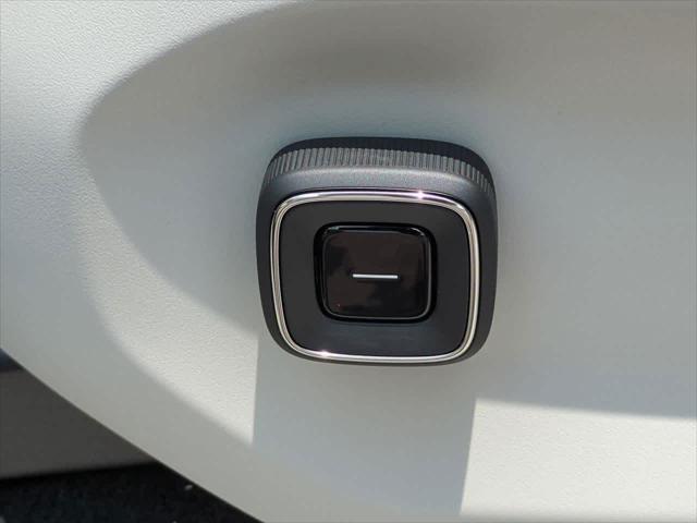 new 2025 Volvo EX90 car, priced at $88,240