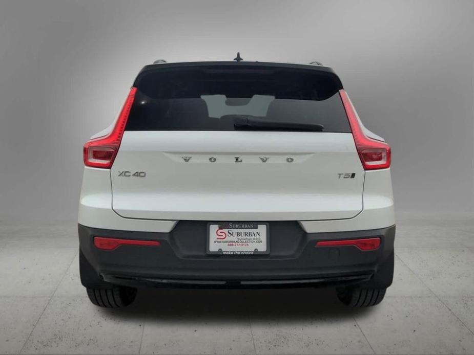 used 2021 Volvo XC40 car, priced at $32,429