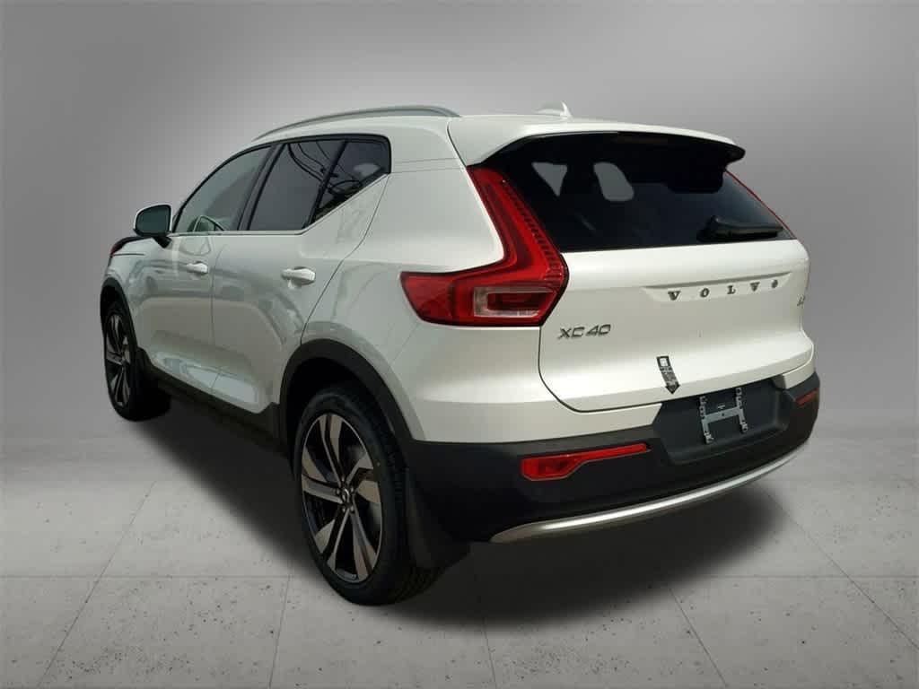 new 2025 Volvo XC40 car, priced at $50,900