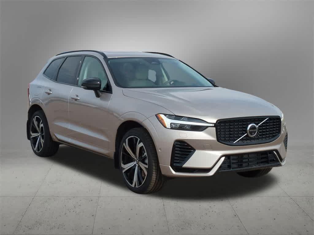 new 2025 Volvo XC60 Plug-In Hybrid car, priced at $69,329