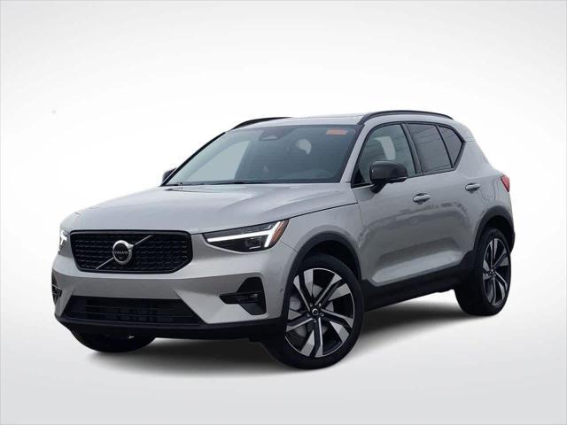 new 2025 Volvo XC40 car, priced at $52,235