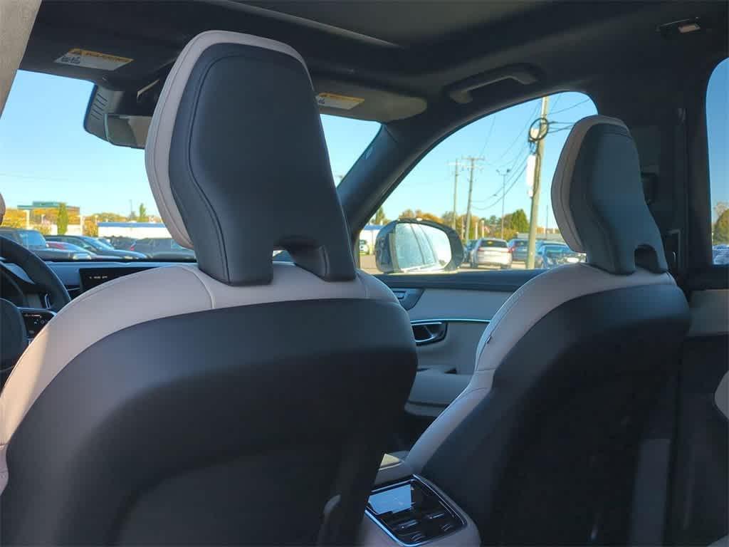 new 2026 Volvo XC90 car, priced at $78,645