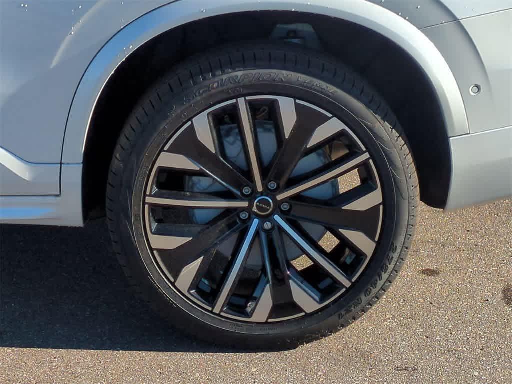 new 2026 Volvo XC90 car, priced at $78,645