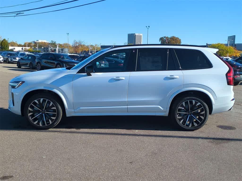 new 2026 Volvo XC90 car, priced at $78,645