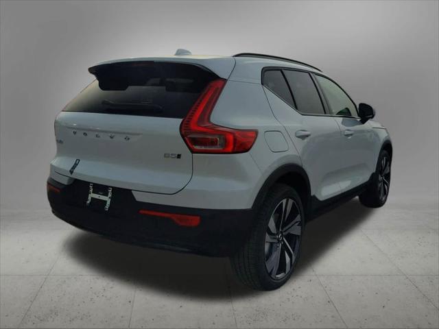 new 2025 Volvo XC40 car, priced at $52,215