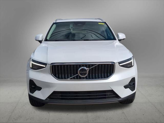 new 2025 Volvo XC40 car, priced at $50,000