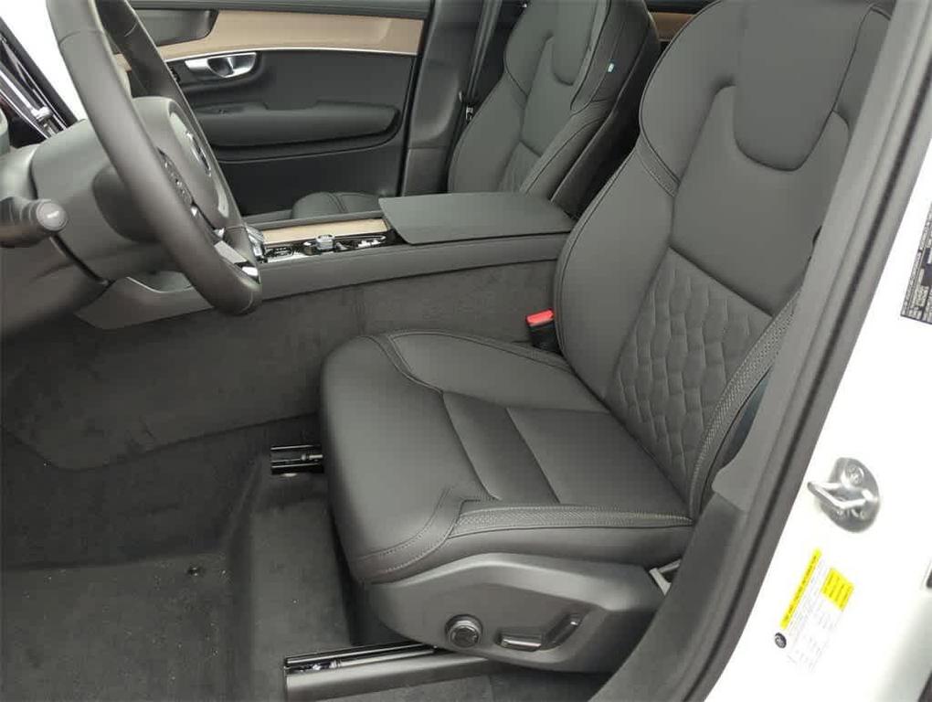 new 2025 Volvo XC90 Plug-In Hybrid car, priced at $78,805