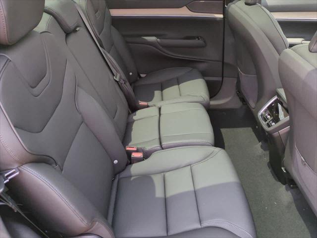 new 2025 Volvo EX90 car, priced at $86,490