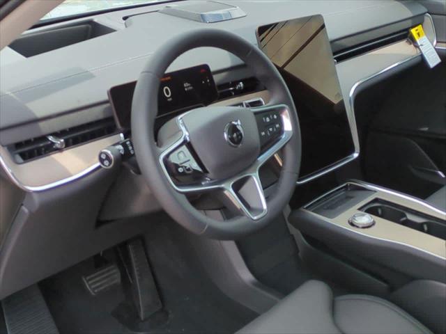 new 2025 Volvo EX90 car, priced at $86,490