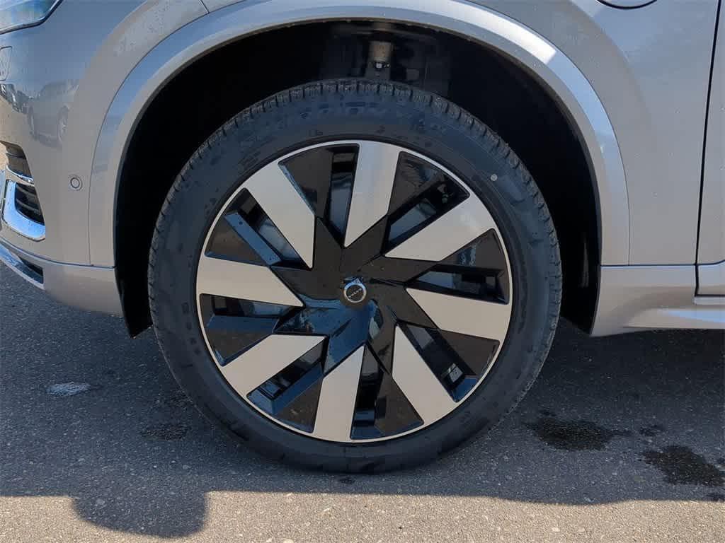 new 2025 Volvo XC90 Plug-In Hybrid car, priced at $74,500
