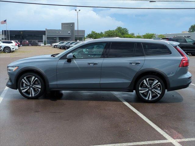 used 2023 Volvo V60 Cross Country car, priced at $38,527