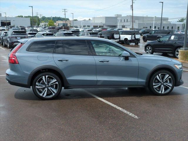 used 2023 Volvo V60 Cross Country car, priced at $38,527