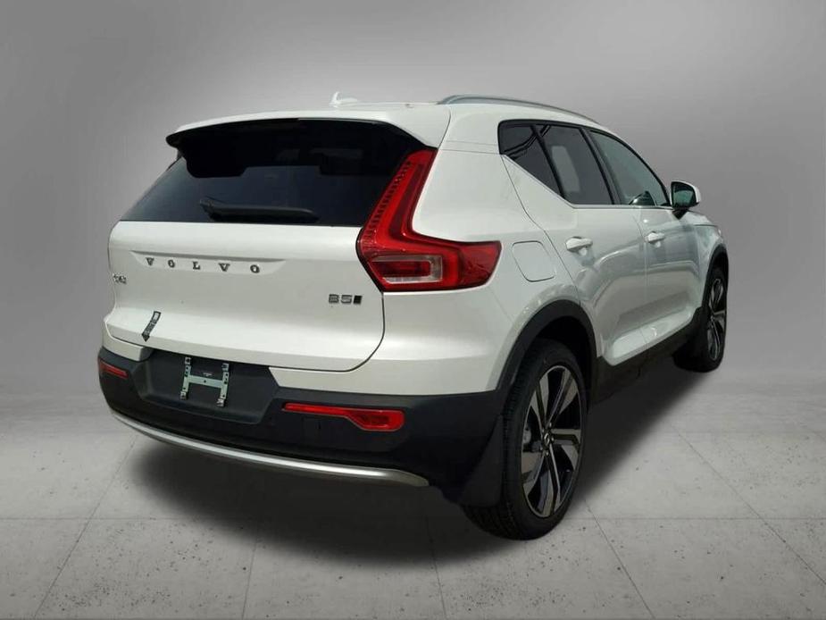 new 2025 Volvo XC40 car, priced at $52,440