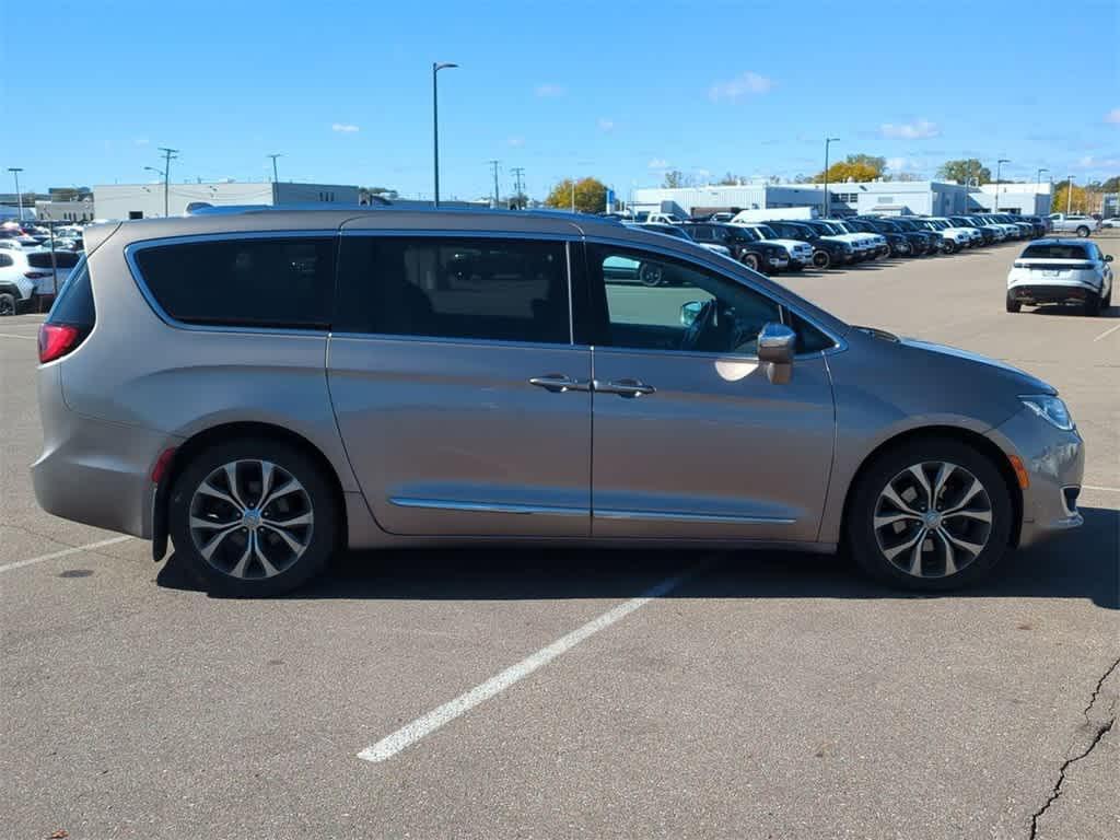 used 2018 Chrysler Pacifica car, priced at $16,367