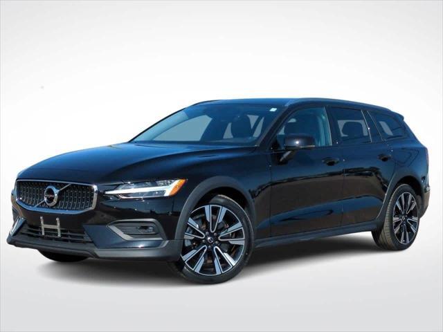 used 2022 Volvo V60 Cross Country car, priced at $36,991