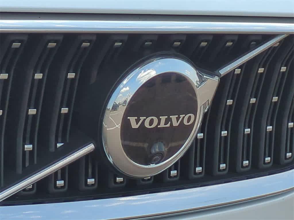 used 2023 Volvo V60 Cross Country car, priced at $36,277
