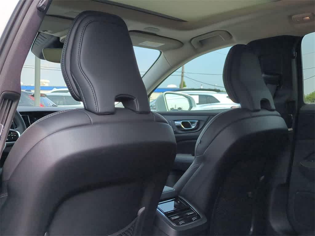used 2023 Volvo V60 Cross Country car, priced at $36,277