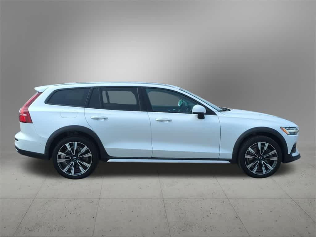 used 2023 Volvo V60 Cross Country car, priced at $36,277