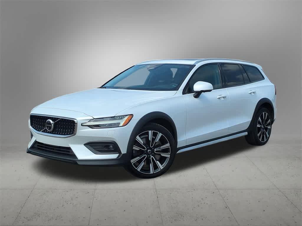 used 2023 Volvo V60 Cross Country car, priced at $39,564