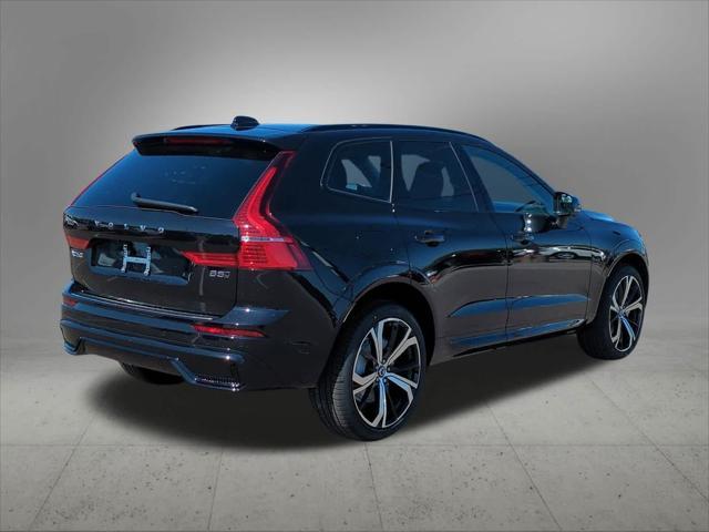 new 2025 Volvo XC60 car, priced at $60,660