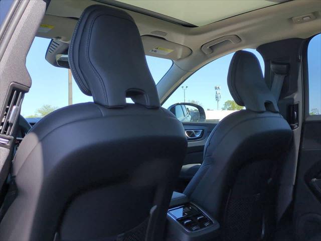 new 2025 Volvo XC60 car, priced at $60,660