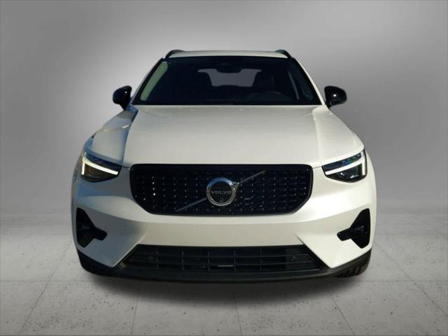 new 2025 Volvo XC40 car, priced at $46,866