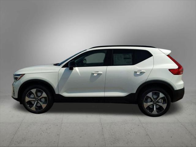 new 2025 Volvo XC40 car, priced at $46,866