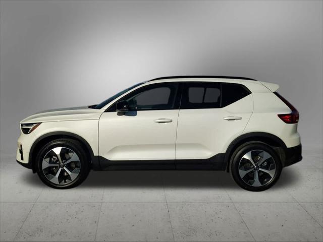 new 2025 Volvo XC40 car, priced at $46,866