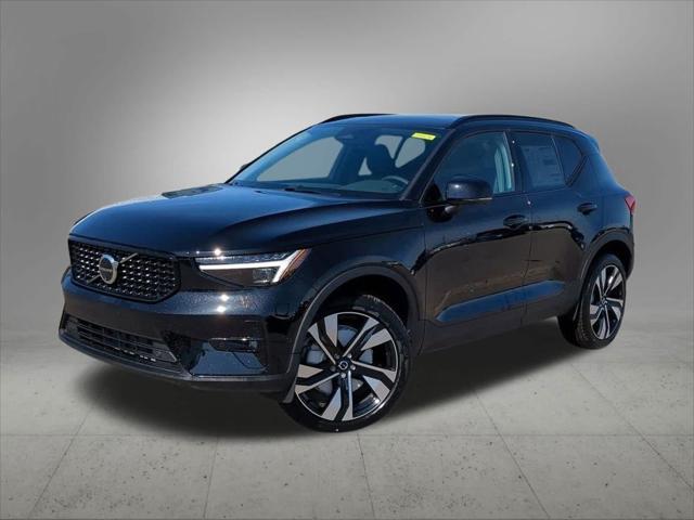 new 2025 Volvo XC40 car, priced at $50,000