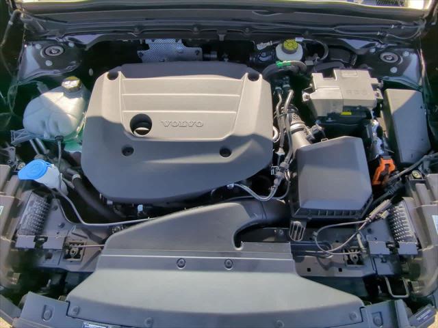new 2025 Volvo XC40 car, priced at $50,000