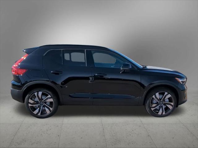 new 2025 Volvo XC40 car, priced at $50,000