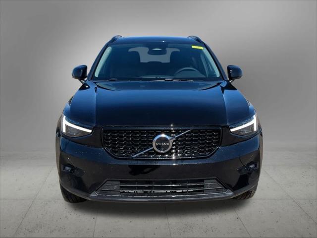 new 2025 Volvo XC40 car, priced at $50,000